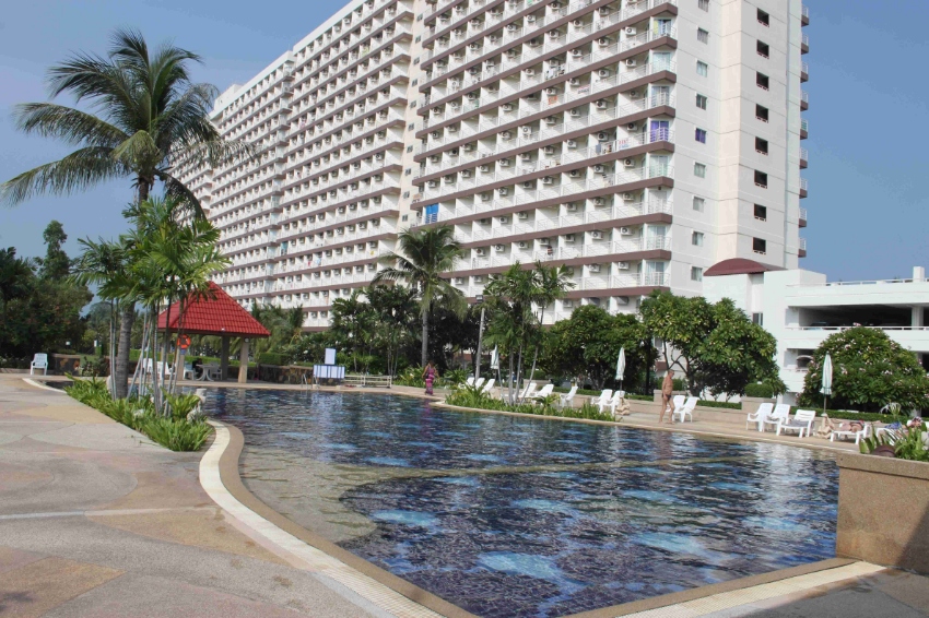 Jomtien Beach Condo Building S2 