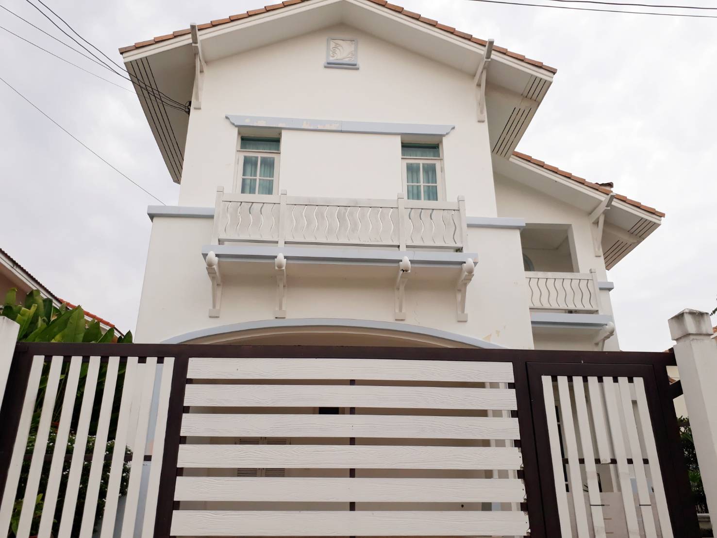 Baan Fha Rimhard Village 