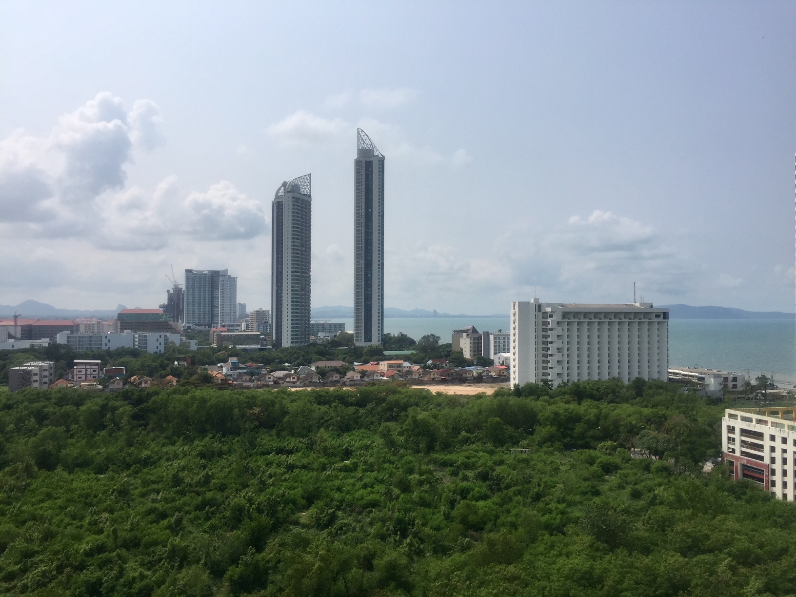 Lumpini Seaview Jomtien Condo