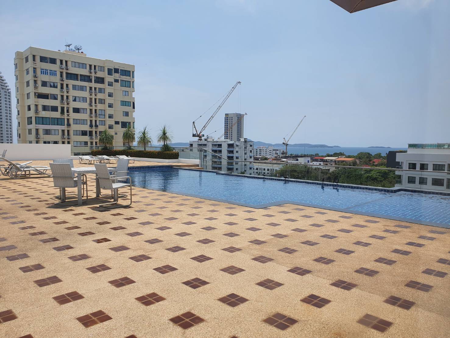 Nova Ocean View Condo 