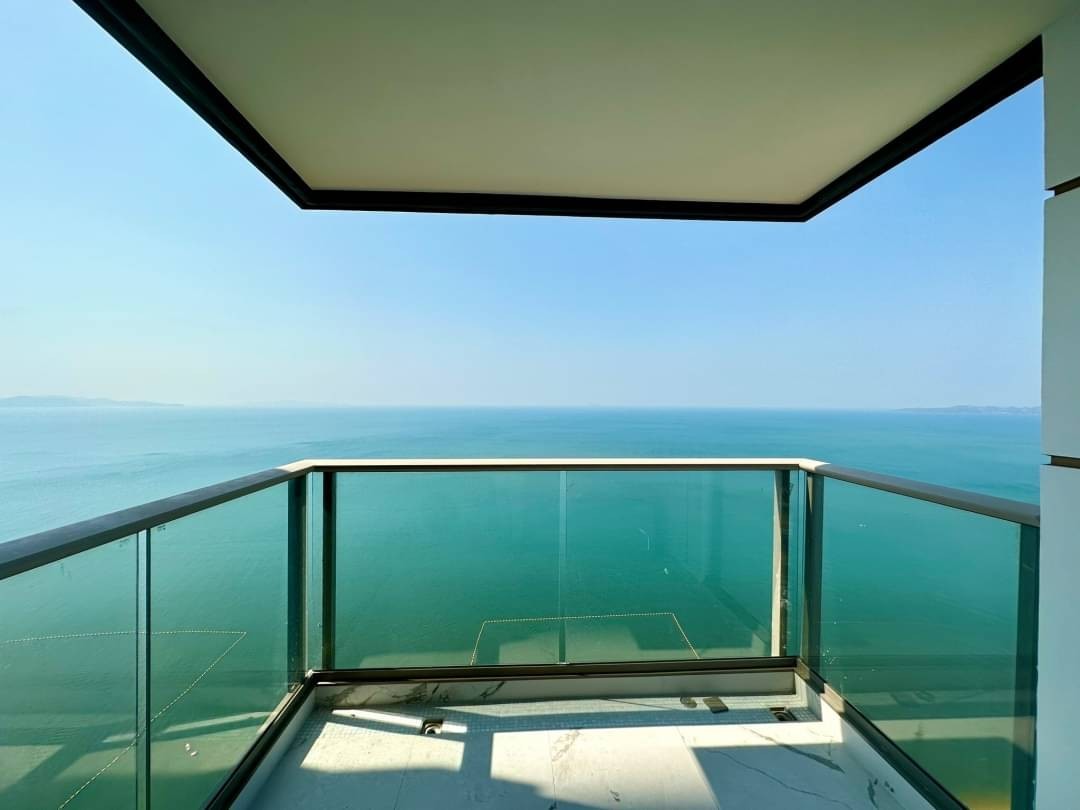 Copacabana Beach Jomtien Condo 